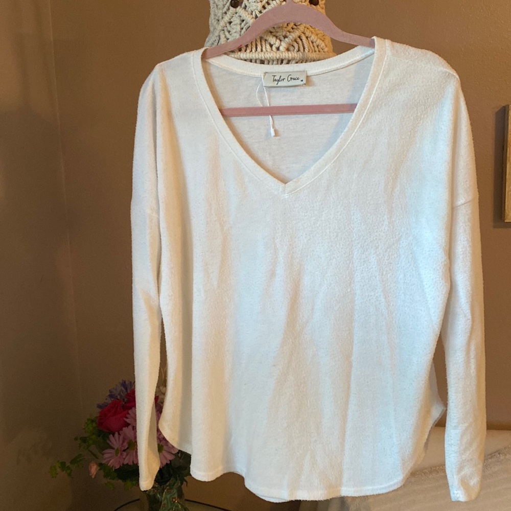 Taylor Grace Long sleeve